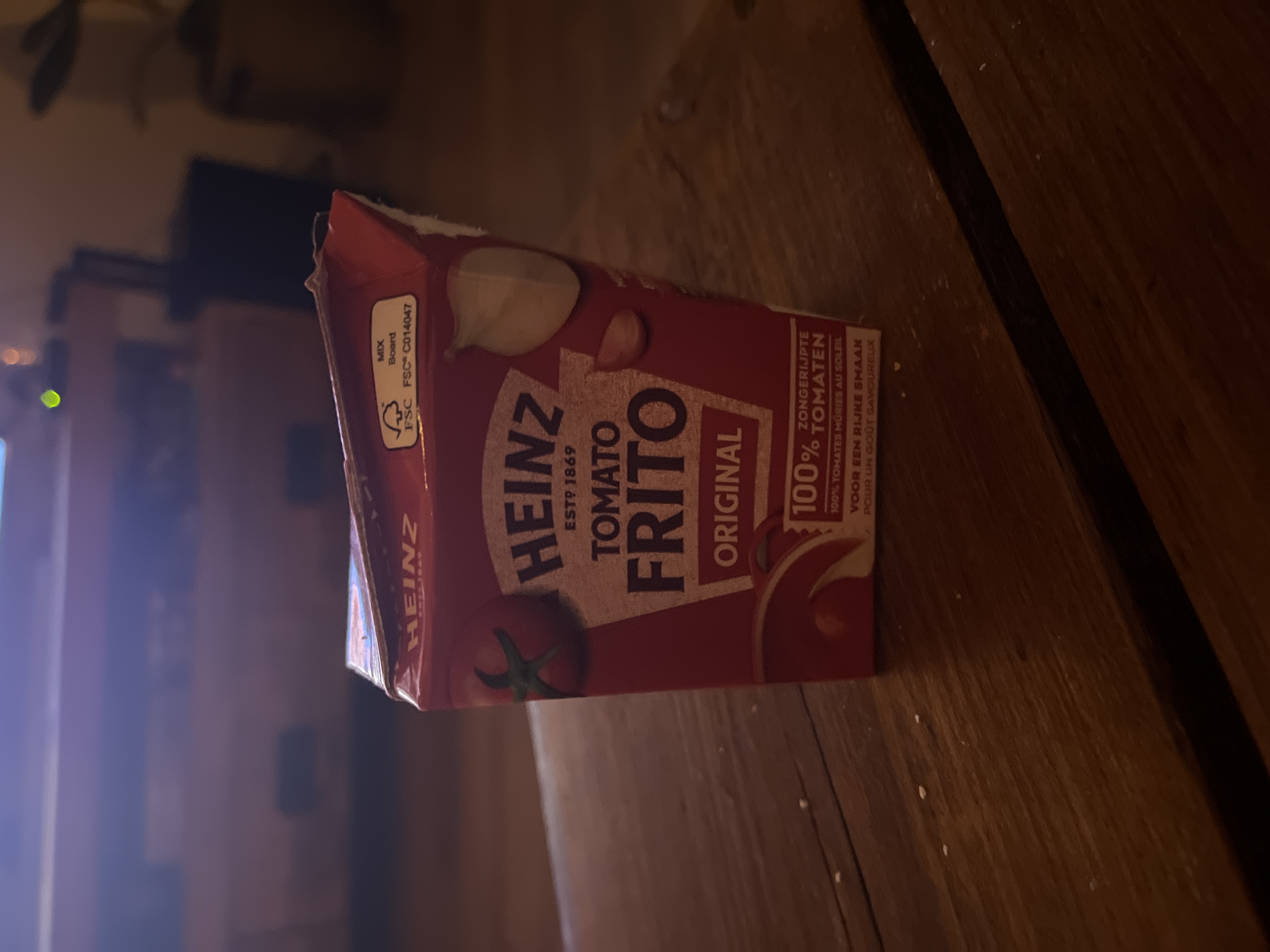 Voorbeeld van studiokwaliteit productfoto met AI